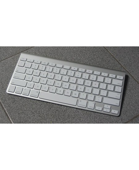 Apple Wireless Keyboard (white)